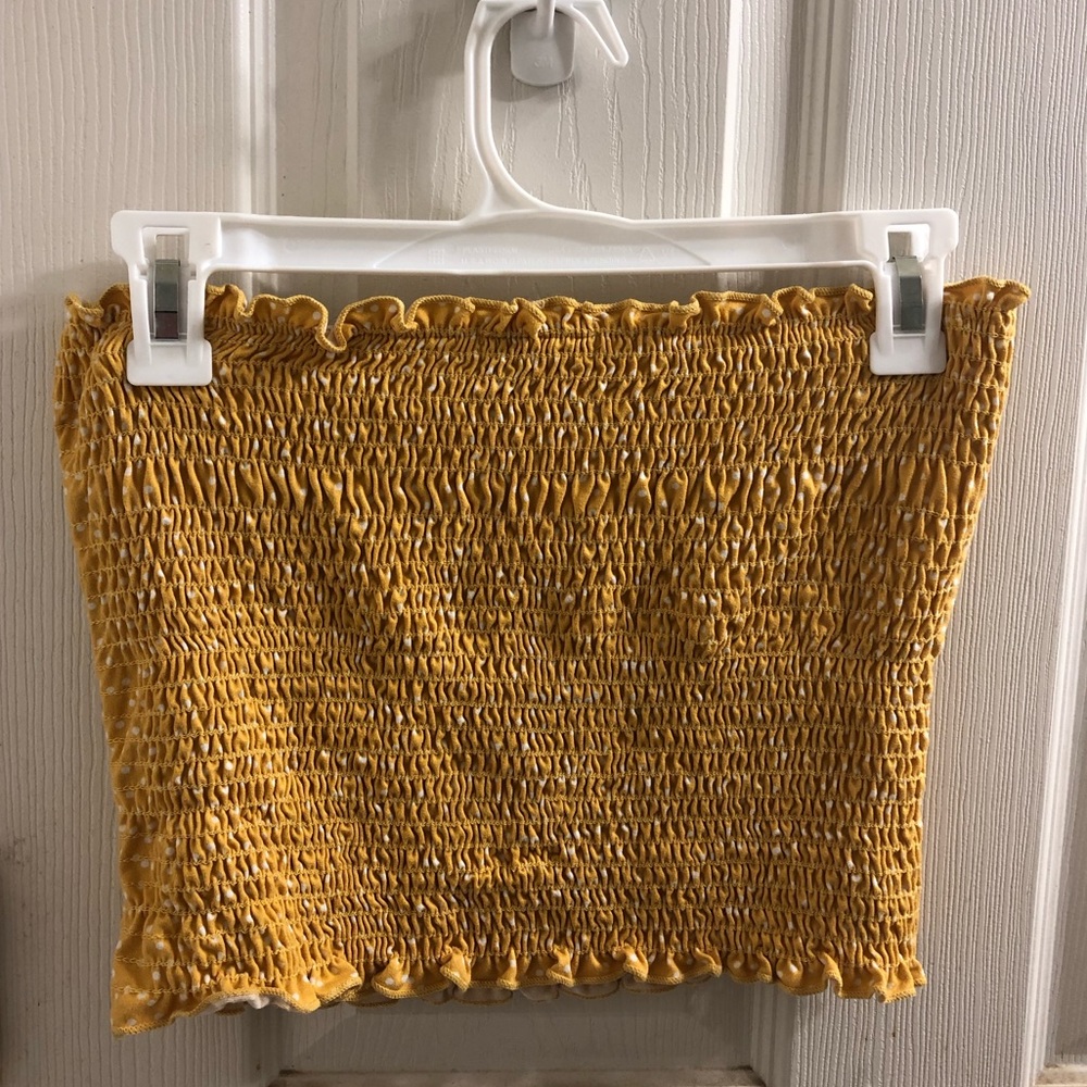 yellow dotted tube top